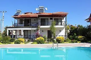 Ξενοδοχείο με διαμερίσματα Iztuzu Apart&villas 4*