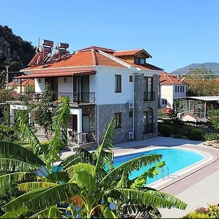 Ξενοδοχείο με διαμερίσματα Iztuzu Apart&villas